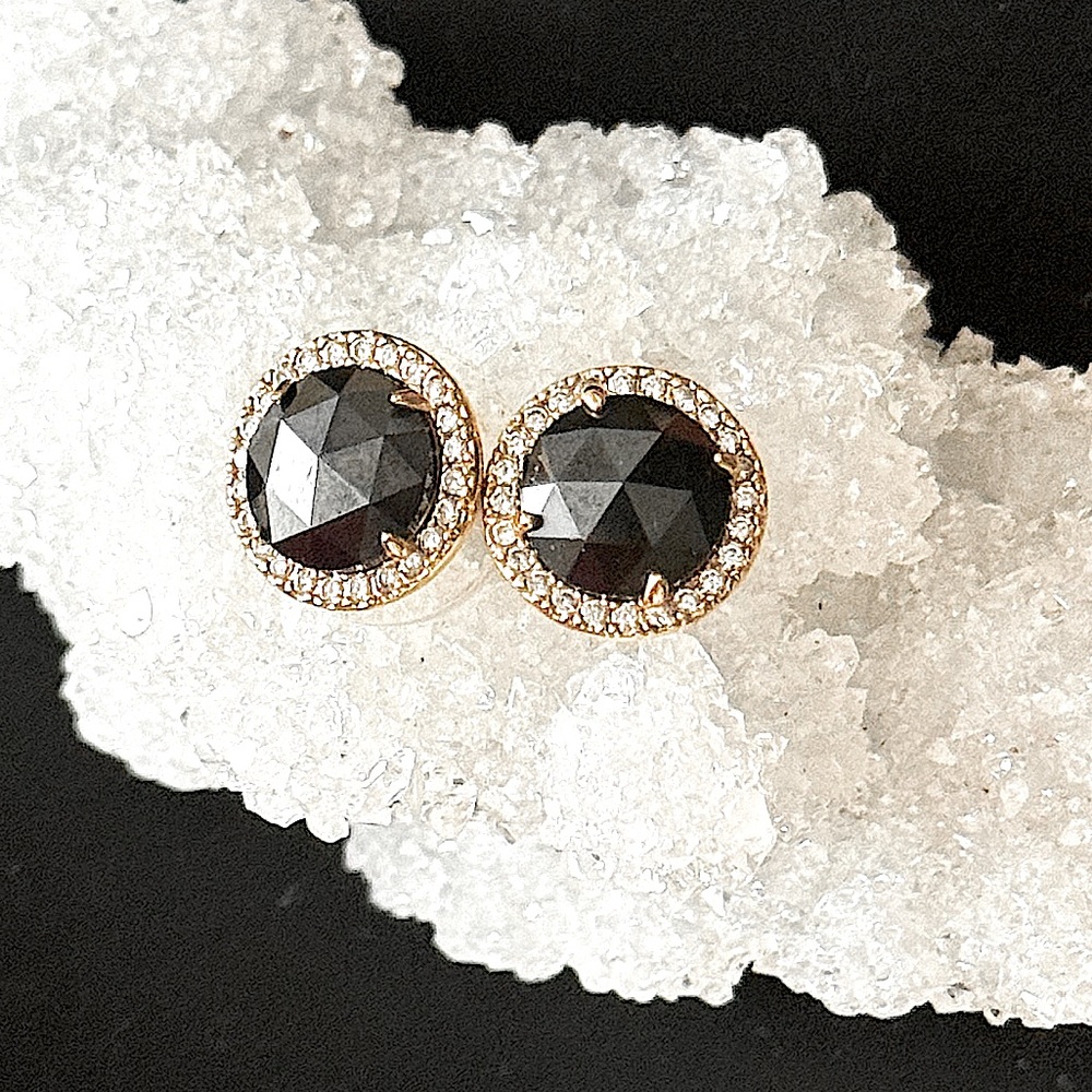 ♣️ Kate Spade Black Onyx Crystal Pave Halo Stud Earrings - Picture 8 of 13